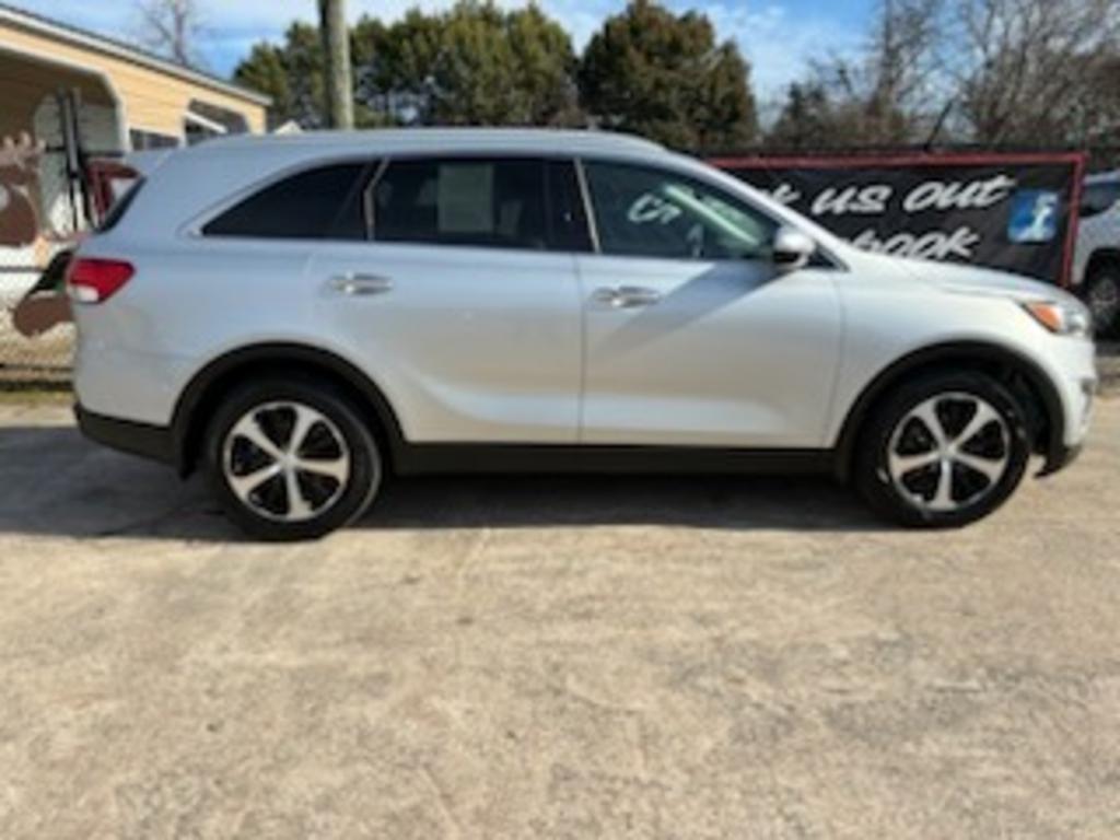 2016 Kia Sorento EX's photo