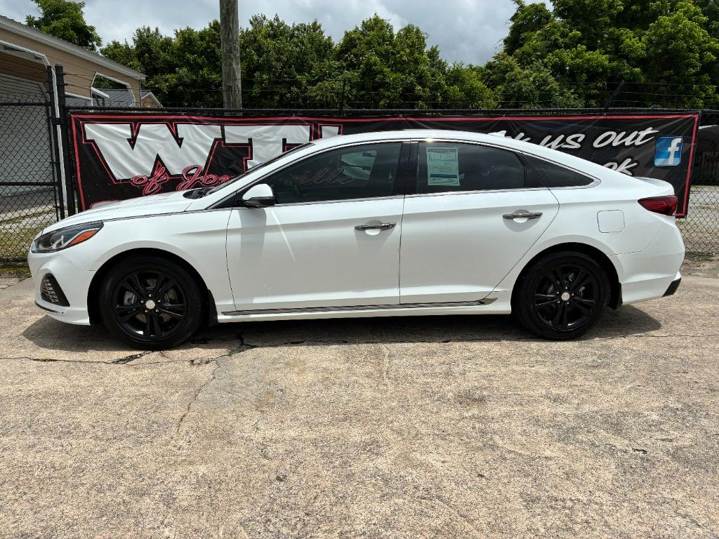2019 Hyundai Sonata Sport's photo