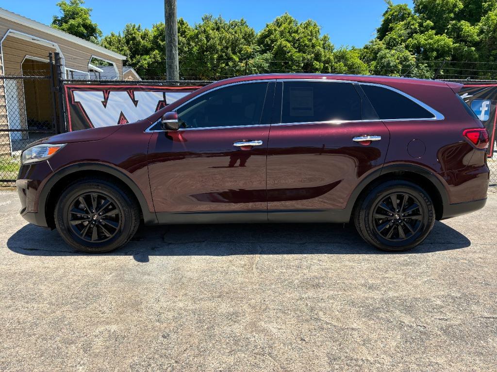 2020 Kia Sorento LX AT's photo